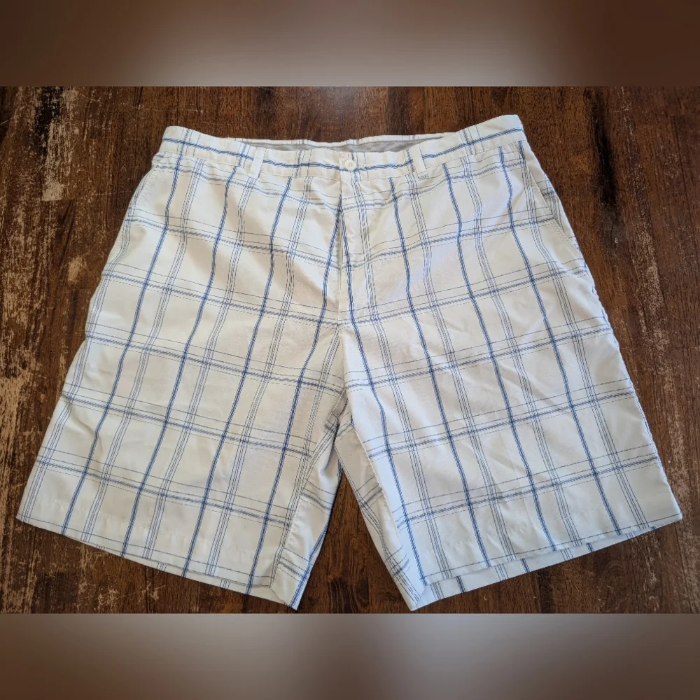 Champions Tour Plaid Good Shorts White & Blue Men's Size 38 Used W Pockets Golf